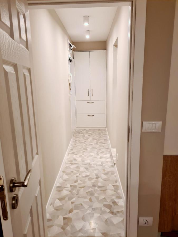 Brand New Luxury Flat In The City Center Varna Buitenkant foto
