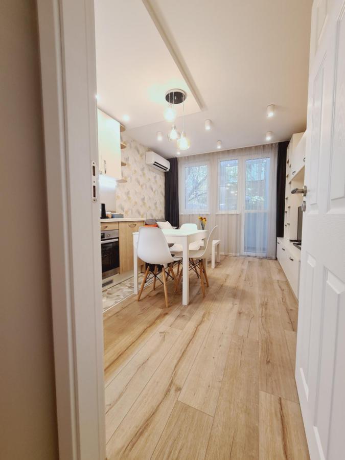 Brand New Luxury Flat In The City Center Varna Buitenkant foto